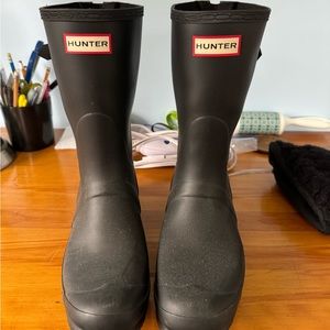 HUNTER Original Short Matte Rain Boots w/ Socks